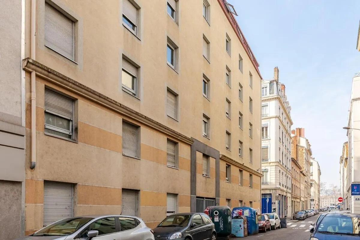 Studio Lumiere In Lyon France